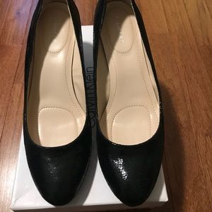 Calvin Klein Saxton Wedge size 10